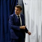 Elezioni Francia, Mélenchon cresce: per Macron maggioranza a rischio. Zemmour fuori