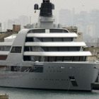 Abramovich, lo yacht attracca in un "rifugio sicuro" 
