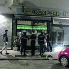 Alessandrino sotto choc, sparatoria davanti al bar: ferito un 23enne, aggressore fuggito in scooter