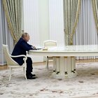 Ucraina, Macron incontra Putin