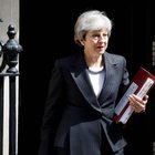 Regno Unito, voto nel caos: May può lasciare già domani