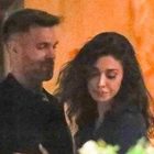 Belen Rodriguez tra due fuochi: flirt con il cestista Bruno Cerello, ma Stefano De Martino vuole riconquistarla Belen Rodriguez tra due fuochi: flirt con il cestista Bruno Cerello, ma Stefano De Martino vuole riconquistarla