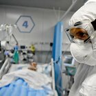 Roma, negli ospedali letti quasi esauriti: ambulanze di nuovo ferme
