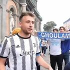 «Voi rubate i campionati» e il tifoso juventino risponde: «Voi rubate i motorini», il video virale a Napoli
