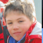 • Due milioni alla famiglia del bimbo di 9 anni schiantatosi con gli sci
