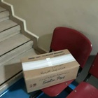 Neonata muore in ospedale, consegnata ai genitori in una scatola di cartone: famiglia sotto choc