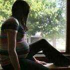 Sesso non protetto tra minorenni: perde chi resta incinta. L'ultima sfida dei giovanissimi sui social. Indaga la Procura