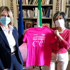 La Pink Parade anche a Orvieto. Consegnata la maglia alla sindaca Tardani: «Orvieto c'è»