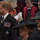 Meghan Markle e la gaffe (imperdonabile) ai funerali della Regina: ecco cosa ha fatto in chiesa