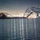 Baltimora, perché è crollato il ponte: «Effetto domino dopo l'urto della nave, con quelli di oggi non accadrebbe»