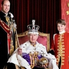 Re Carlo, William e il principino George: le nuove foto ufficiali della famiglia reale dopo l'incoronazione