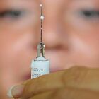 Moderna supera Pfizer: vaccino efficace al 94,5%. Mercati accelerano