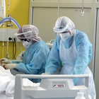 Focolaio nell'ospedale di Rovigo: 20 positivi su 30 pazienti. Si indaga su infermieri no-vax