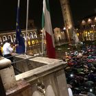 Forlì, Salvini parla dal balcone come Mussolini, il sindaco: «Scimmiotta il Duce»