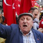Elezioni in Turchia, Erdogan vince e scatta la festa: caroselli e pullman scoperto VIDEO
