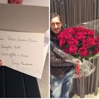 «Grazie mille Diego!», Totti posa con il regalo di Maradona