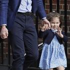 Kate Middleton e William nella bufera: spenderanno di più per l'istruzione di George che di Charlotte