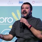 Migranti, archiviata indagine su Salvini per il blocco della Alan Kurdi. Riprendono le partenze dalla Libia