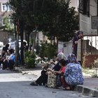 Scossa di terremoto a Istanbul: gente in strada, crolla un minareto