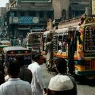Bimbo fa la pipì in un tempio in Pakistan: rischia la pena di morte, ira Amnesty