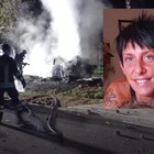Perugia, auto contro un albero e poi prende fuoco: muore carbonizzata mamma di 33 anni. Lascia tre bimbi