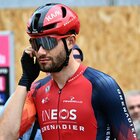 Filippo Ganna positivo al Covid: costretto a ritirarsi dal Giro d'Italia. «Lievi sintomi influenzali»
