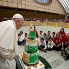 Bergoglio compie 85 anni