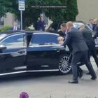 Robert Fico, il premier slovacco ferito all'addome in una sparatoria