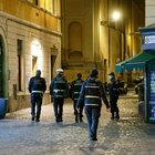 Lockdown, il dpcm: verso coprifuoco in Italia dalle 18 e anziani a casa. Centri commerciali chiusi nel weekend