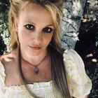 Britney Spears, il padre rimane tutore legale e lei annuncia: «Ho paura di lui, non mi esibirò più»