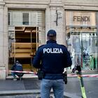 Fendi, rapina nel cuore di Roma: 30 borse rubate, bottino da oltre 100mila euro