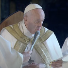 Papa Francesco: «Bisogna imparare a farsi da parte»
