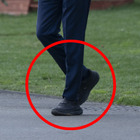 Biden e le scarpe anticaduta: perché le indossa, di che modello si tratta e qual è il nuovo soprannome del presidente Usa
