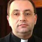 Molestie sessuali in cambio di un posto nell'Esercito, Papa Francesco non concede la grazia al sacerdote: Antonio Marrese non è più prete
