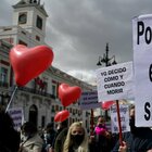Eutanasia, sì della Spagna alla legge: è il settimo Paese al mondo a legalizzarla
