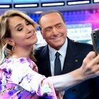 Barbara D'Urso: «Io, Silvio Berlusconi e Teo Teocoli a TeleMilano58, così cominciò la storia Mediaset»