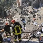 Villetta crolla dopo un'esplosione nel Nuorese, si cercano due dispersi