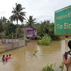 Inondazione devastante: almeno cento morti e migliaia di sfollati