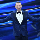 Sanremo 2023, Amadeus annuncia al Tg1: «Chiara Francini e Paola Egonu conduttrici, Black Eyed Peas ospiti»