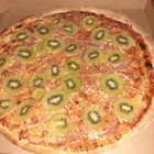 La pizza kiwi diventa un caso social