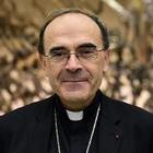 Pedofilia, perquisita sede della diocesi di Lione: cardinale indagato per aver coperto gli abusi di un prete