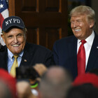Trump: «Anche il mio amico Rudy Giuliani contagiato dal virus»