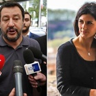 Roma, nuovo affondo di Salvini: «Serve scienziato per la monnezza?». Raggi: «Noi lavoriamo»