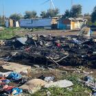 Incendio nel campo rom di Foggia