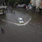 India, le inondazioni fanno almeno 100 morti. Il tifone Leika semina panico anche in Cina con oltre un milione di sfollati
