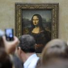 La Gioconda diventa itinerante? La ministra francese: "Può uscire dal Louvre di Parigi"