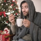 Influenza, è già allarme: il virus avanza e c'è rischio picco durante le vacanze di Natale