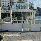 Amalfi, sospesi dal Consiglio di Stato gli abbattimenti degli stabilimenti