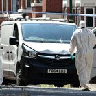 Attacco in centro a Nottingham, tre morti e diversi feriti. «Le vittime uccise a coltellate erano studenti», investiti anche i passanti