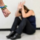 Litiga col fidanzato e viene stuprata da due uomini: l'incubo di una 25enne. Il gip: «Violenza brutale»